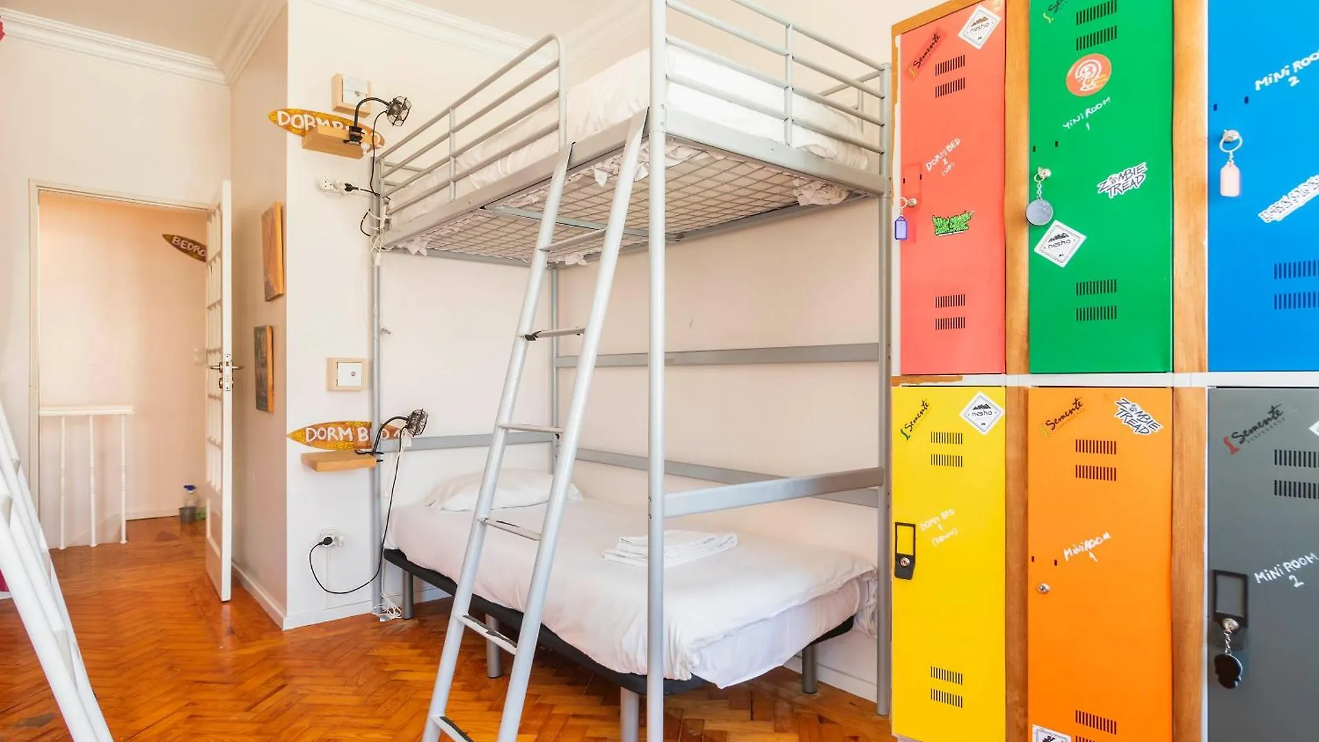 Nesha Guesthouse Lisboa Gæstehus
