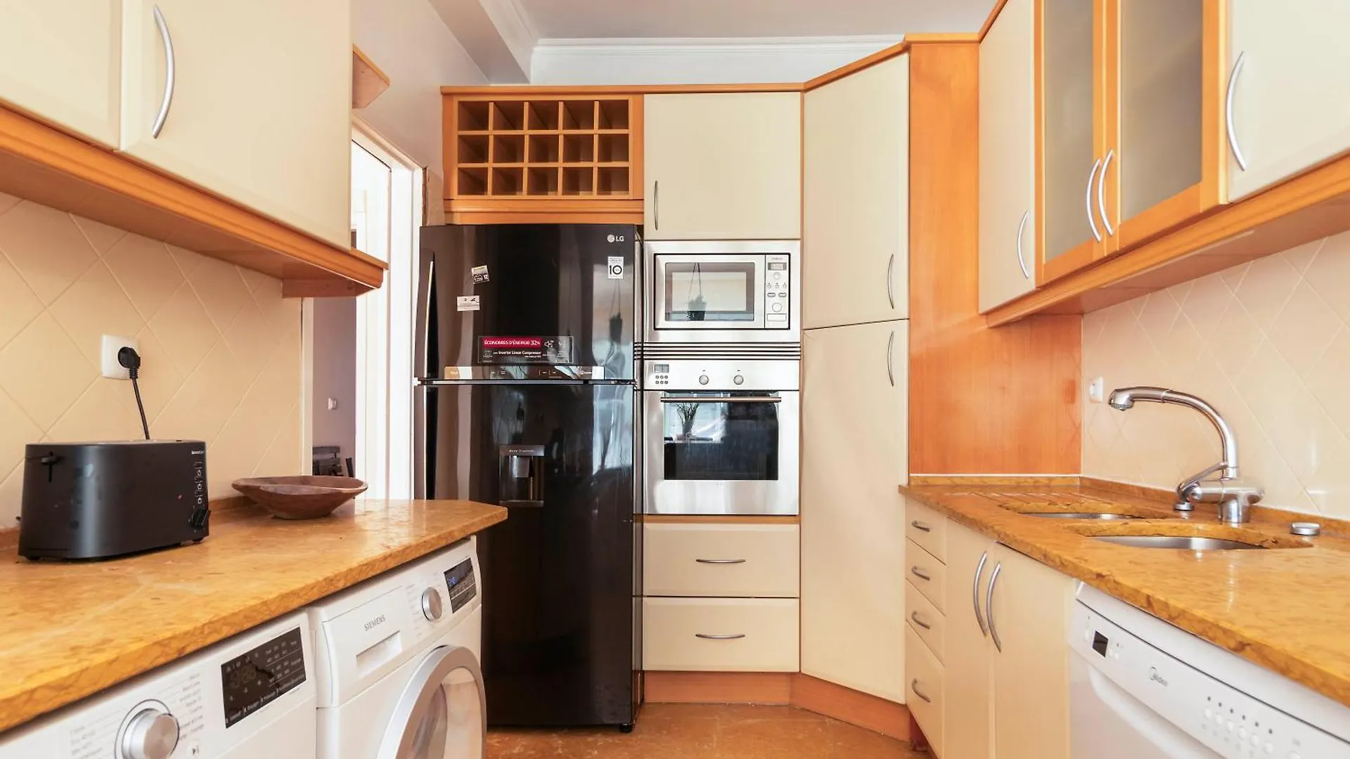 Nesha Guesthouse Lisbon