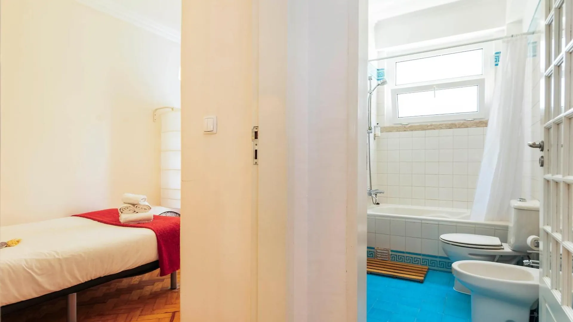 Nesha Guesthouse Lisboa بيت ضيافة